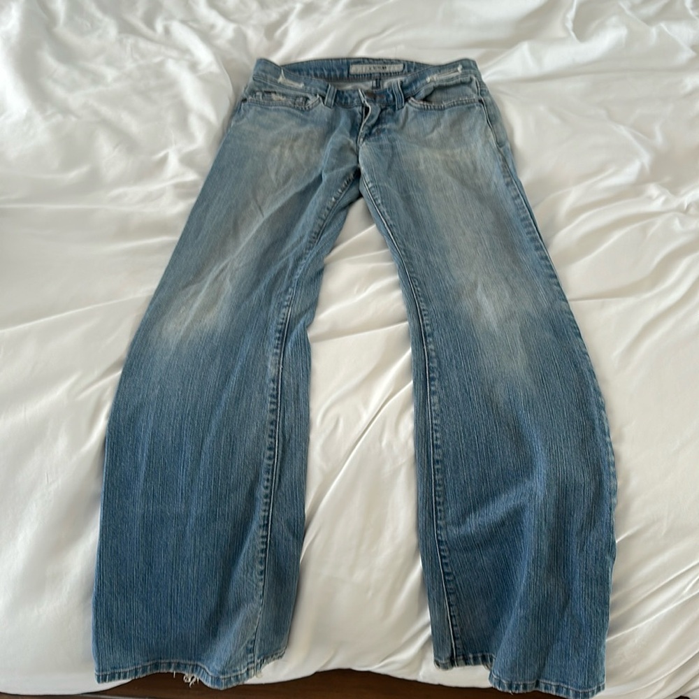 Joe’s jeans size 26 distressed and worn